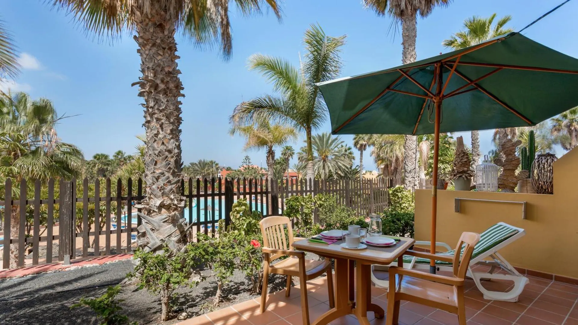 アパート コラレホOasis Bahia Fronte Piscineアパートメント